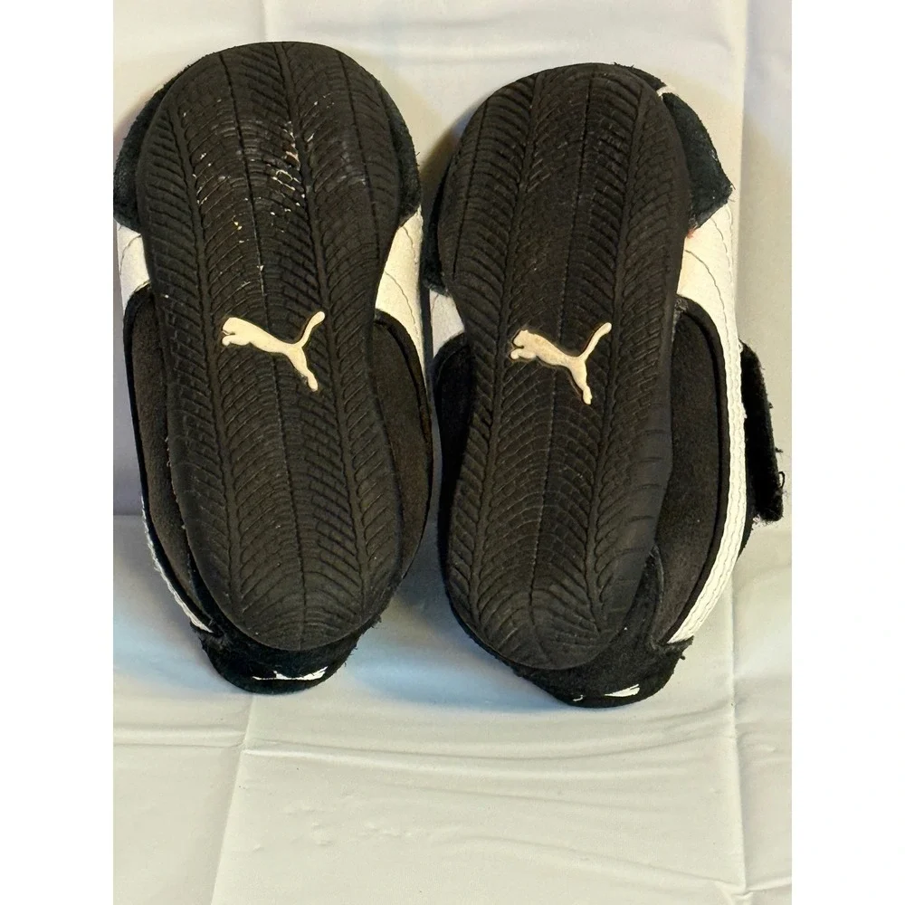 Puma Kids Black Suede White Stripe‎ Velcro Sneakers Shoes Size US 4 EUR 19